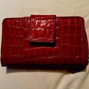 Elegant Red Crocodile-Embossed Wallet